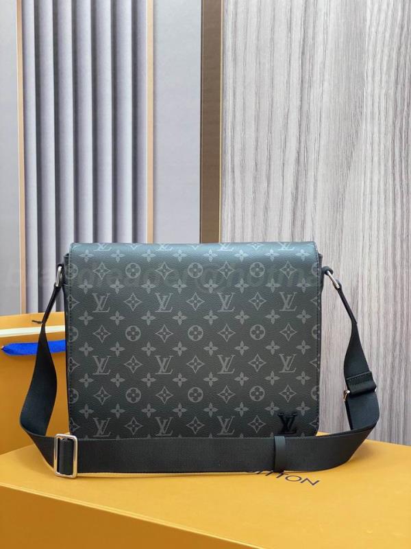 LV Handbags 662